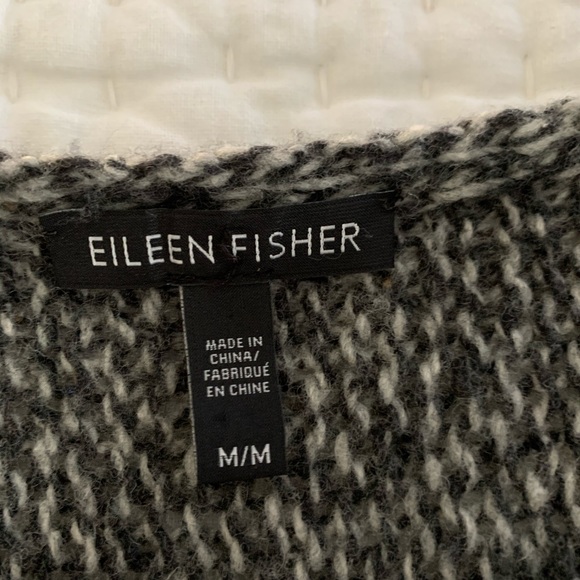 Sweater - Picture 2 of 8